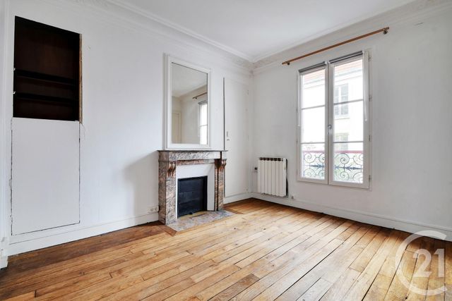 Appartement F2 à vendre - 2 pièces - 41.0 m2 - PARIS - 75018 - ILE-DE-FRANCE - Century 21 Les Abbesses