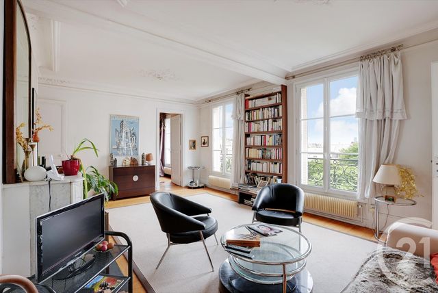 Appartement F5 à vendre - 5 pièces - 117.0 m2 - PARIS - 75018 - ILE-DE-FRANCE - Century 21 Les Abbesses