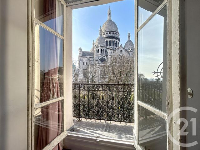 Appartement F1 à vendre - 1 pièce - 26.5 m2 - PARIS - 75018 - ILE-DE-FRANCE - Century 21 Les Abbesses